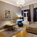 Stadtvilla Rostock - 160 Qm Apartment Zentrumsnah